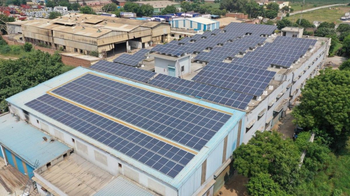 Commercial rooftop array